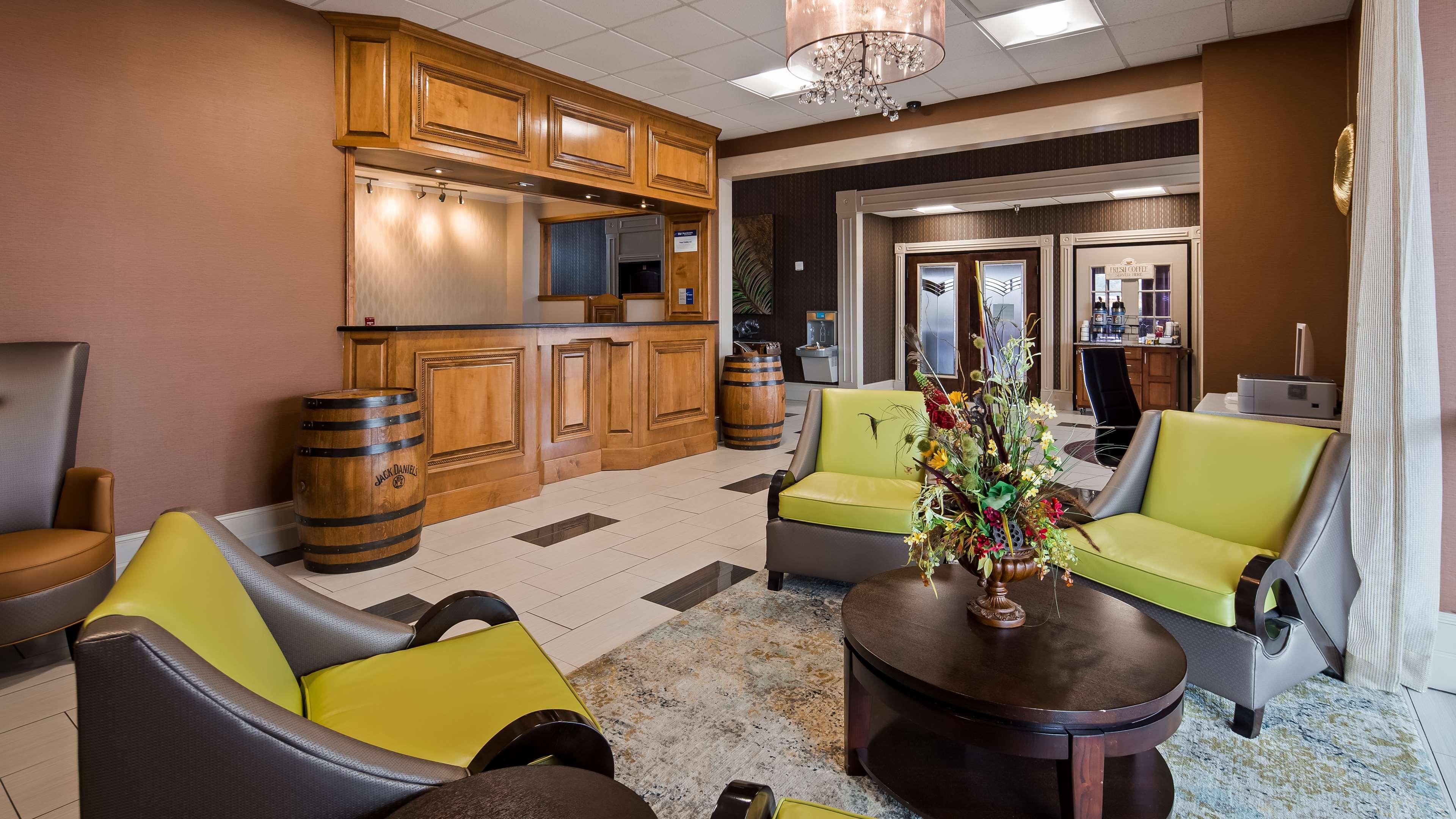 Best Western - Fayetteville Exterior photo