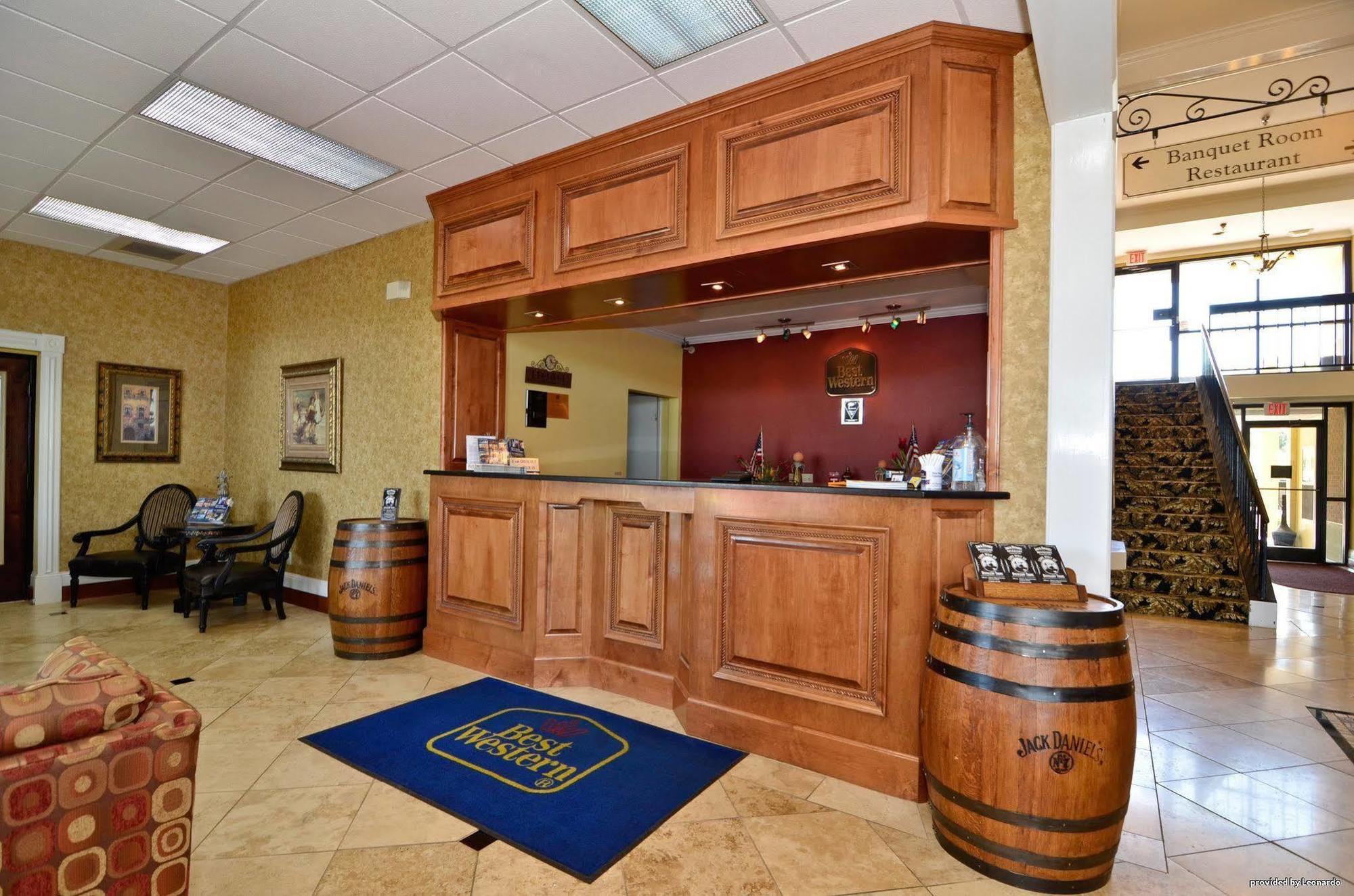 Best Western - Fayetteville Exterior photo