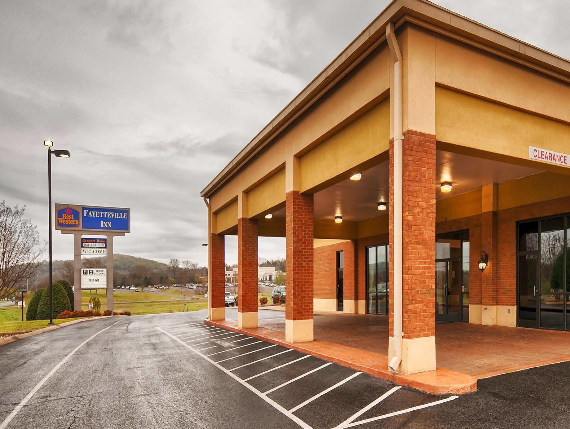 Best Western - Fayetteville Exterior photo