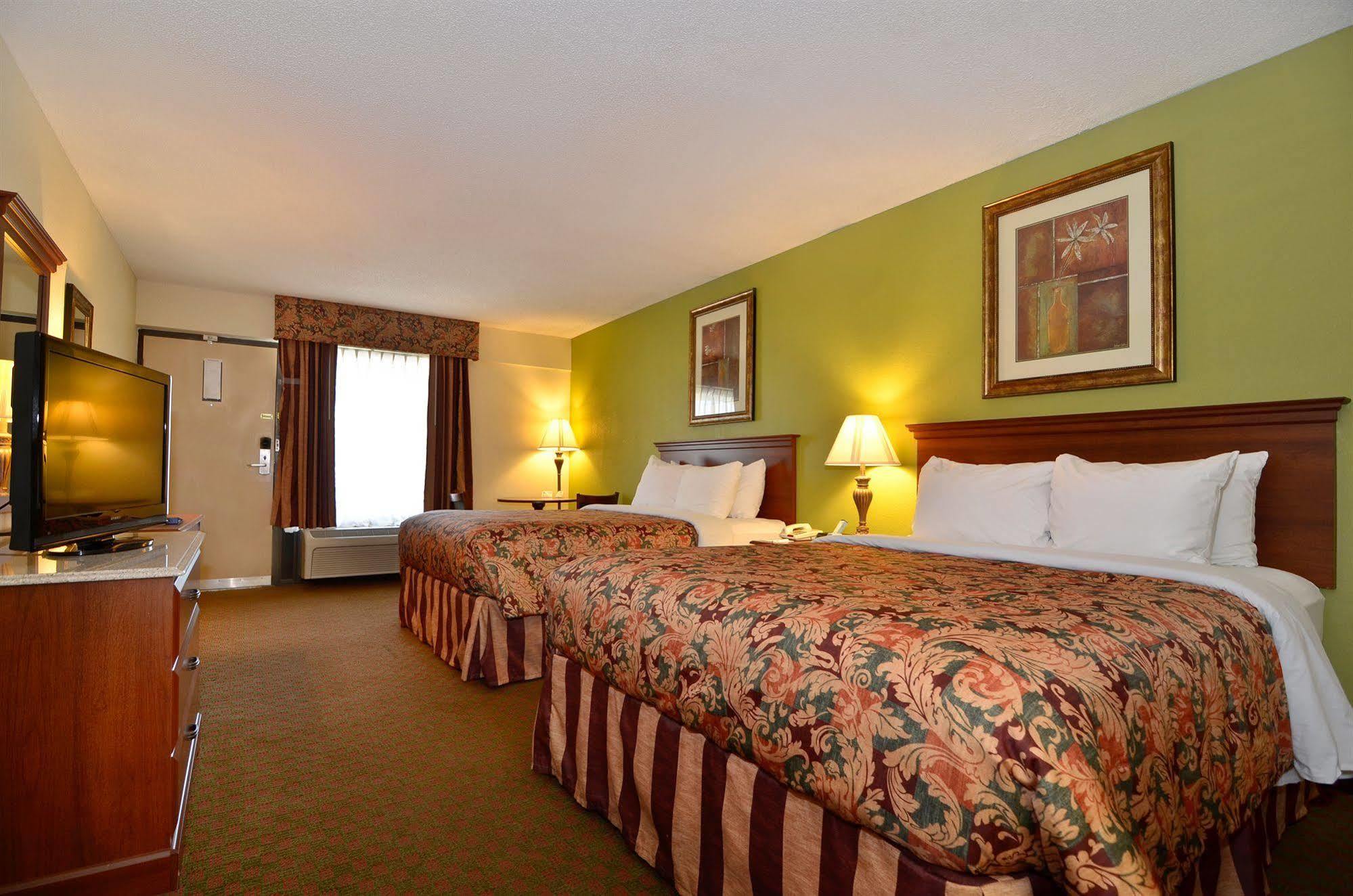 Best Western - Fayetteville Room photo